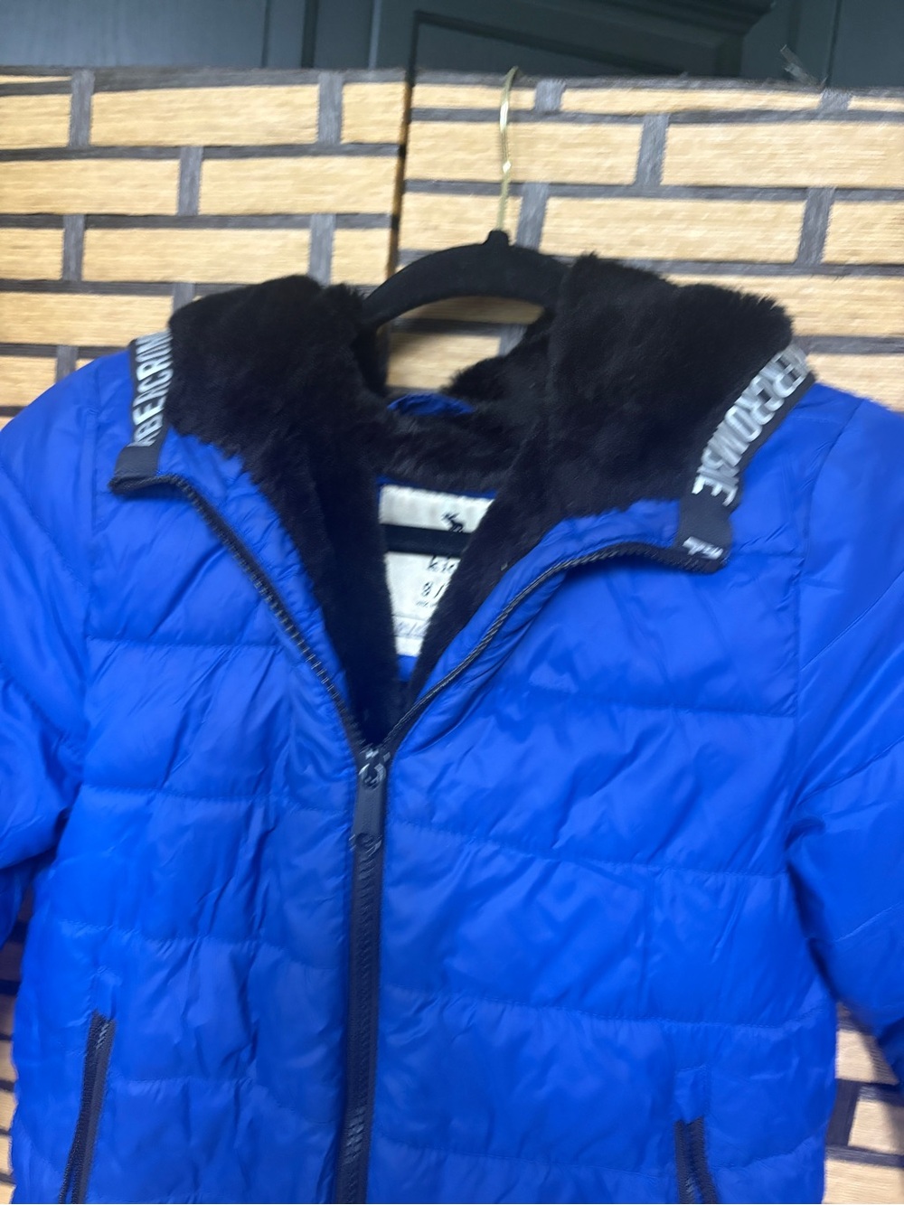 Abercrombie & fitch kids blue puffer jacket size 9/10 - Picture 3 of 8
